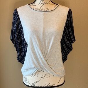 Hummingbird stretch thermal twist front top L